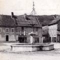 La place de Villard et sa fontaine